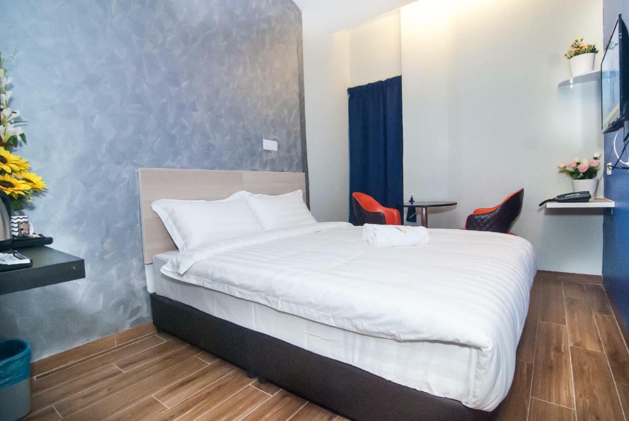 Good 9 Hotel - Bukit Dahlia Johor Bahru Kültér fotó